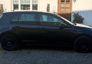 VW Golf 105.000 km 9.990 &euro; Althegnenberg 82278