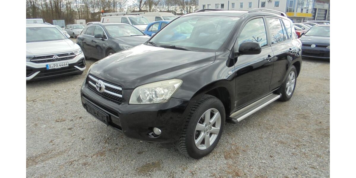 Toyota RAV 4 181.000 km 7.750 &euro; Gersthofen bei Augsburg 86368