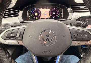 VW Passat Variant 128.000 km 16.990 &euro; Hollenbach 86568