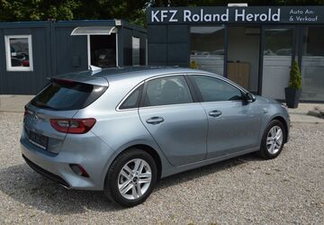 Kia ceed / Ceed 26.300 km 17.890 &euro; Königsbrunn 86343