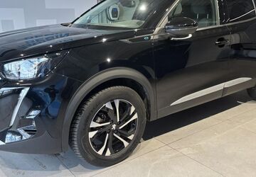 Peugeot 2008 37.596 km 17.495 &euro; Augsburg 86179