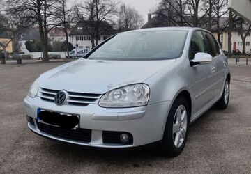 VW Golf 142.000 km 5.000 &euro; Augsburg 86159