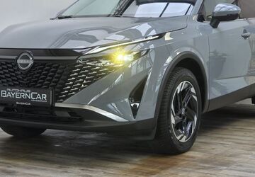 Nissan Qashqai 22.650 km 25.489 &euro; Königsbrunn 86343