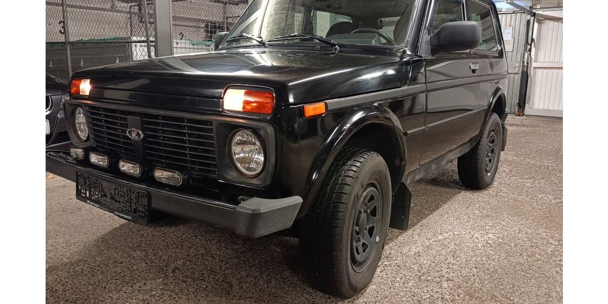 Lada Niva 52.000 km 6.750 &euro; Augsburgg 86157