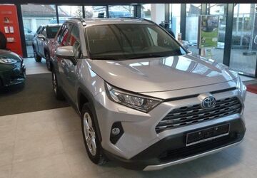 Toyota RAV 4 83.791 km 32.480 &euro; Moorenweis 82272