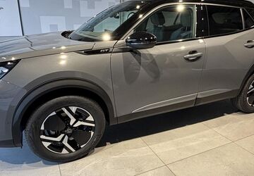 Peugeot 2008 6.000 km 31.590 &euro; Augsburg 86179