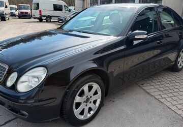 Mercedes-Benz E 200 269.000 km 1.850 &euro; GELTENDORF 82269