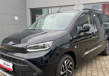 Toyota Proace City 3.990 km 36.999 &euro; Königsbrunn / Augsburg 86343