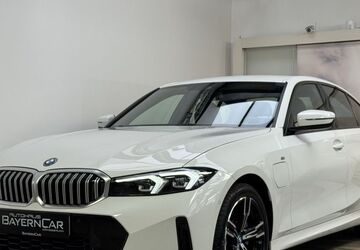 BMW 330 14.990 km 39.989 &euro; Königsbrunn 86343