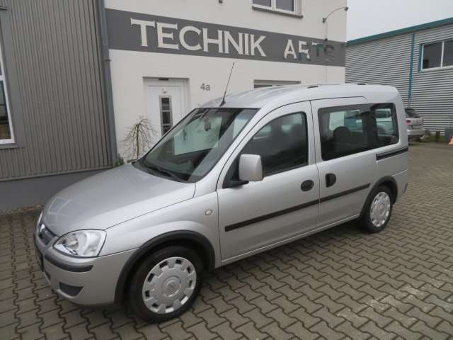 Opel Combo 54.641 km 5.800 &euro; Binswangen 86637