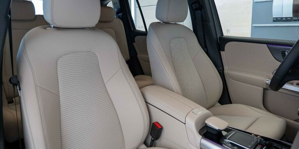 Mercedes-Benz EQB 300 4Matic Progressive +Rückfahrkamera+FLA+ 30.000 km 36.900 &euro; Westendorf 86707
