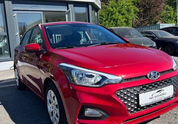 Hyundai i20 42.000 km 9.480 &euro; Augsburg 86165