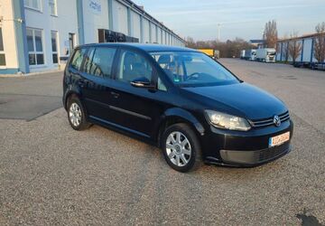 VW Touran 150.000 km 6.499 &euro; Dasing 86453