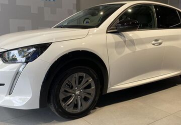 Peugeot 208 20.129 km 18.480 &euro; Augsburg 86179