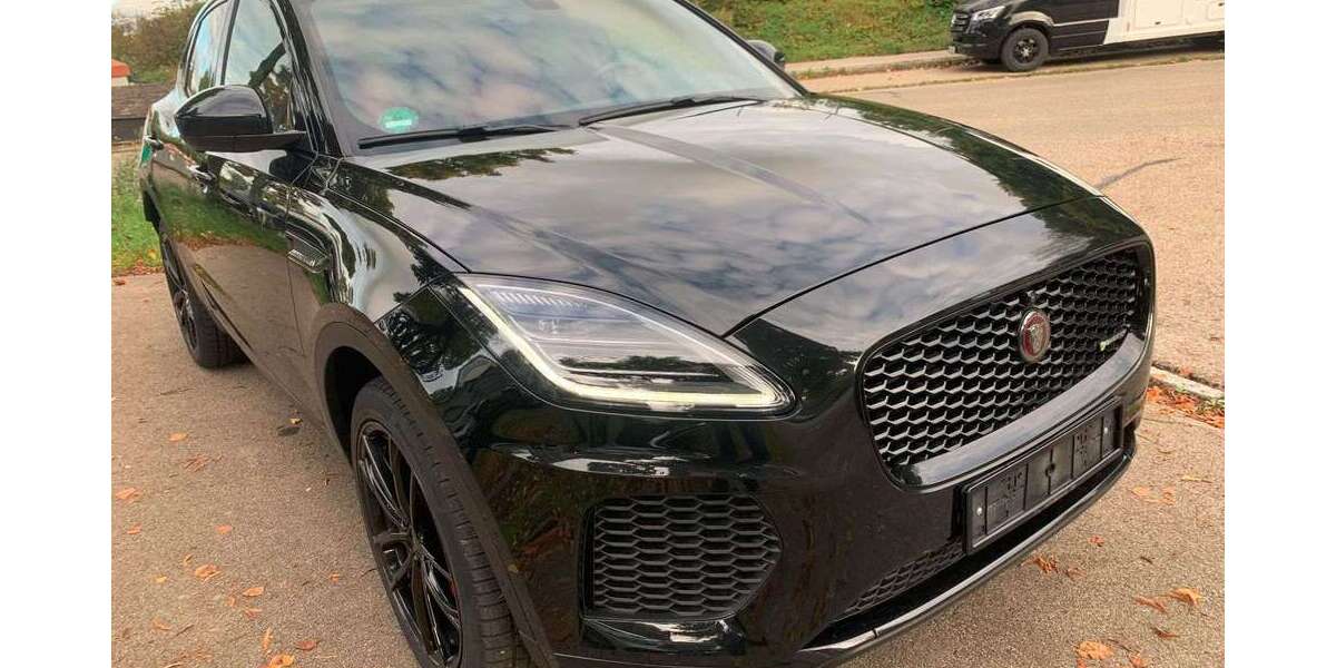 Jaguar E-Pace 62.032 km 27.900 &euro; Augsburg 86179