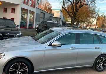 Mercedes-Benz E 220 74.806 km 27.900 &euro; Augsburg 86179