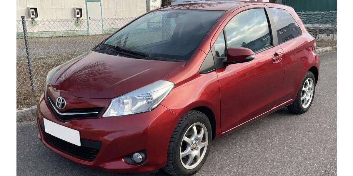 Toyota Yaris 131.500 km 4.900 &euro; Meitingen 86405