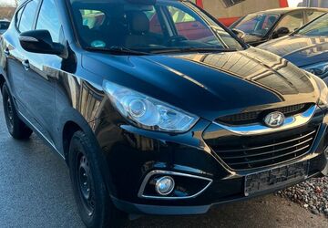 Hyundai ix35 149.000 km 5.850 &euro; Kissing 86438