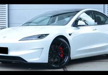 Tesla Model 3 11.068 km 27.500 &euro; Langenneufnach 86863