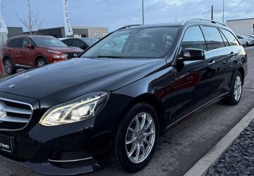 Mercedes-Benz E 200 247.972 km 11.470 &euro; Gersthofen 86368