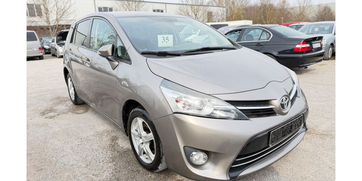 Toyota Verso 344.000 km 3.999 &euro; Augsburg 86167