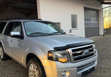Ford Expedition 178.000 km 12.800 &euro; Kissing 86438