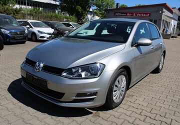 VW Golf 115.149 km 9.990 &euro; Augsburg 86165