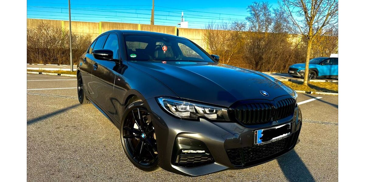 BMW 330 79.000 km 34.999 &euro; Augsburg 86163