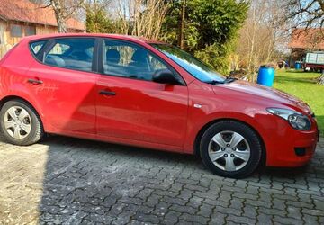 Hyundai i30 176.704 km 2.300 &euro; Welden 86465