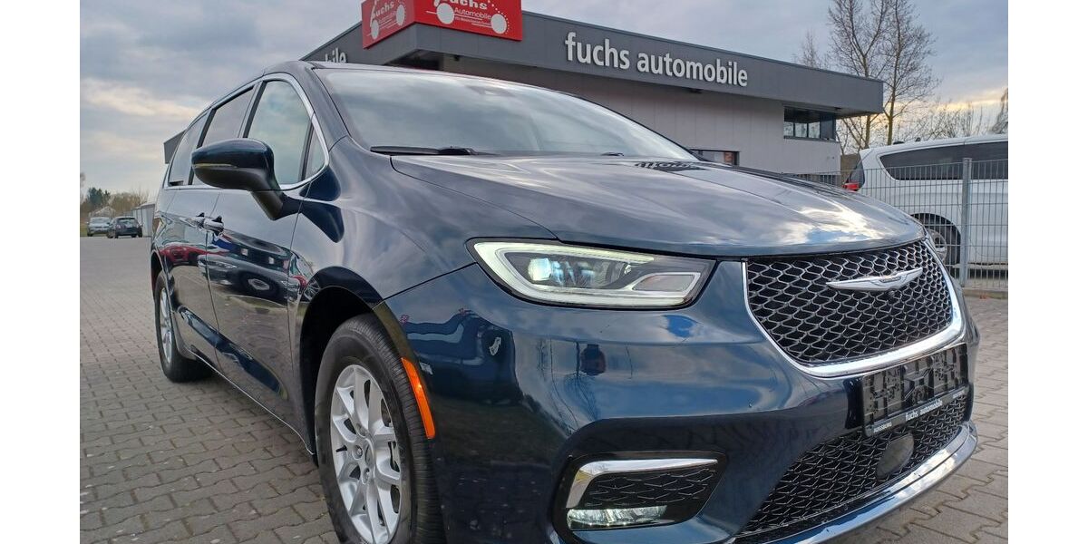 Chrysler Pacifica 39.034 km 40.990 &euro; Augsburg 86165