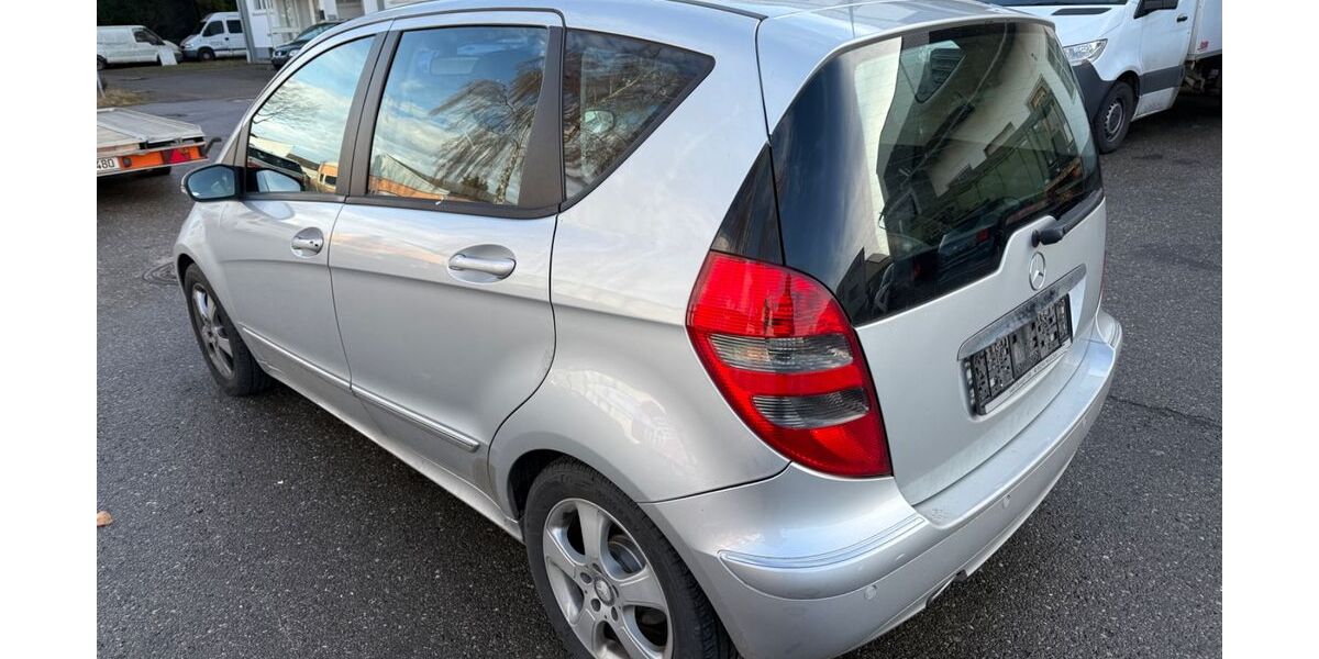 Mercedes-Benz A 200 181.200 km 1.950 &euro; Augsburg 86165