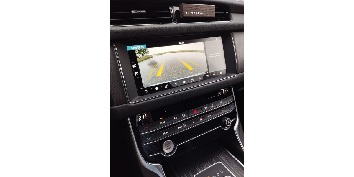 Jaguar XF Sportbrake 66.000 km 35.900 &euro; Augsburg 86150