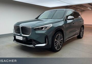 BMW iX1 14.767 km 38.990 &euro; Augsburg 86167