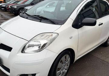 Toyota Yaris 299.000 km 1.500 &euro; GELTENDORF 82269