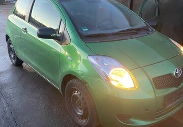 Toyota Yaris 191.000 km 1.500 &euro; Langerringen-Westerringen 86853