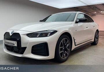 BMW i4 32.906 km 50.999 &euro; Augsburg 86167