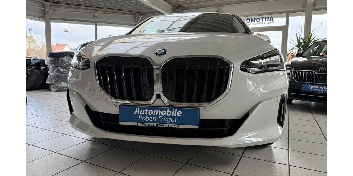 BMW 218 4.300 km 32.900 &euro; Kissing 86438