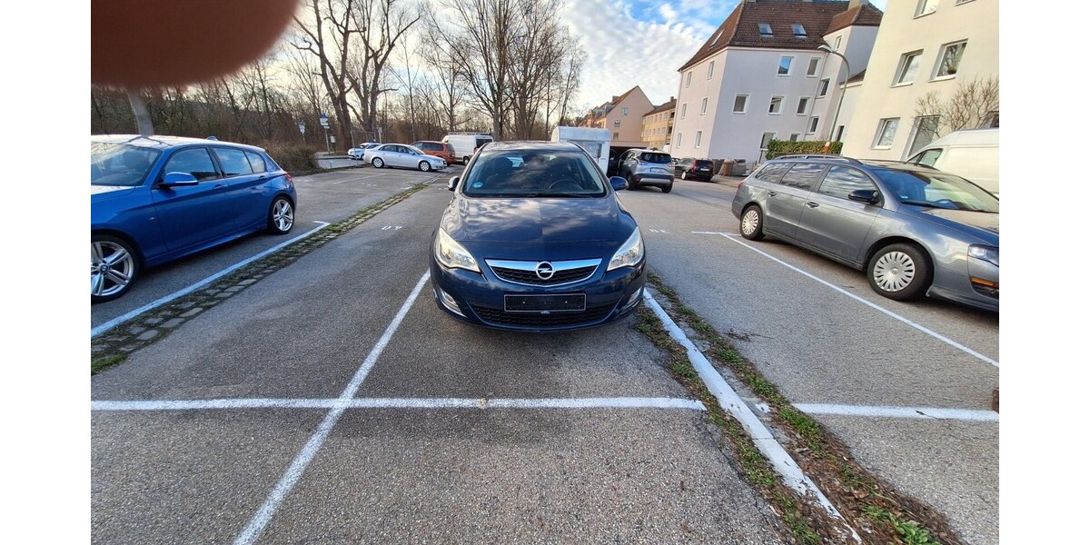 Opel Astra 141.000 km 5.190 &euro; Augsburg 86150