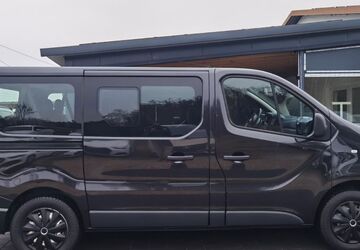 Opel Vivaro 150.314 km 17.890 &euro; Welden 86465