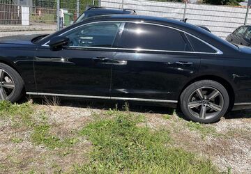 Audi A8 251.000 km 36.890 &euro; Augsburg 86167