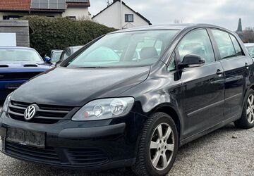 VW Golf 93.586 km 2.100 &euro; Friedberg 86316