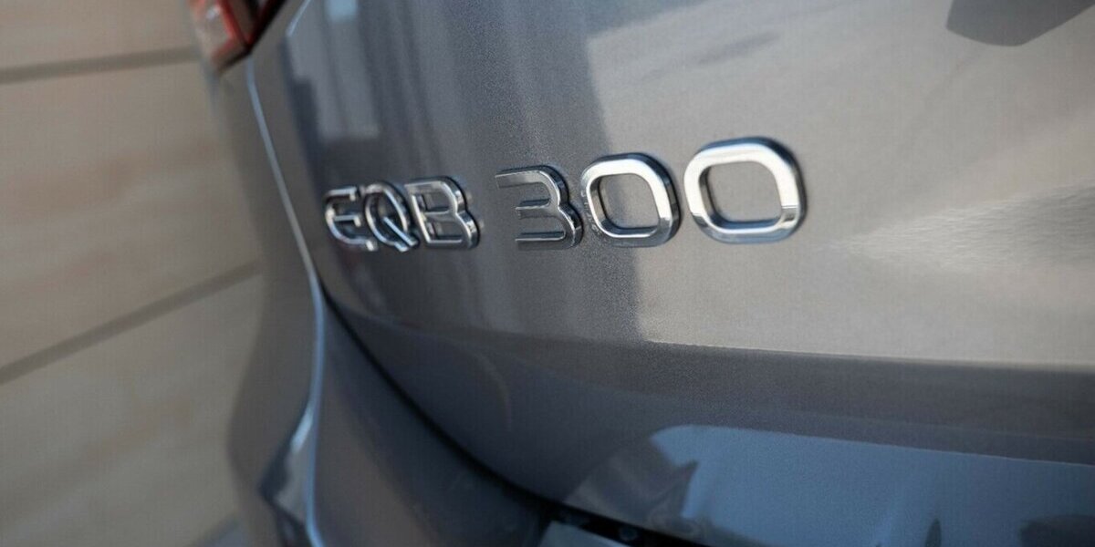 Mercedes-Benz EQB 300 4Matic Progressive +Rückfahrkamera+FLA+ 30.000 km 36.900 &euro; Westendorf 86707