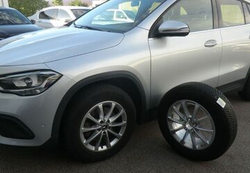 Mercedes-Benz GLA 200 60.387 km 29.650 &euro; Mickhausen 86866