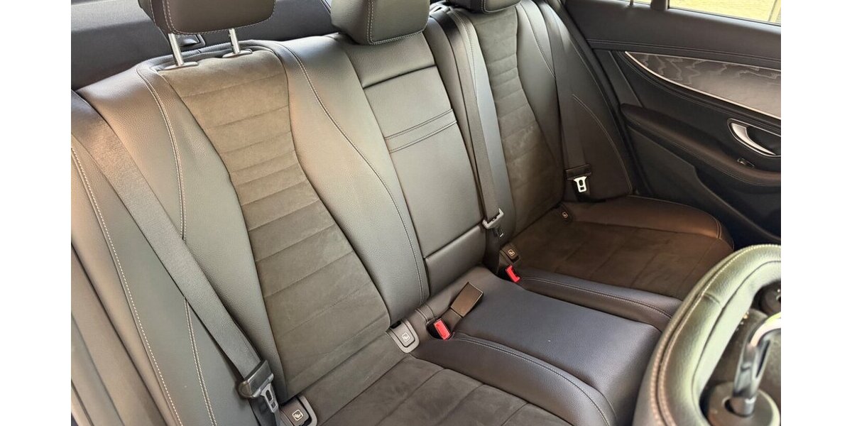 Mercedes-Benz E 300 de AMG+MBUX+NIGHT+360°+Keyless+AIRBalanc AMG 62.500 km 44.995 &euro; Westendorf 86707