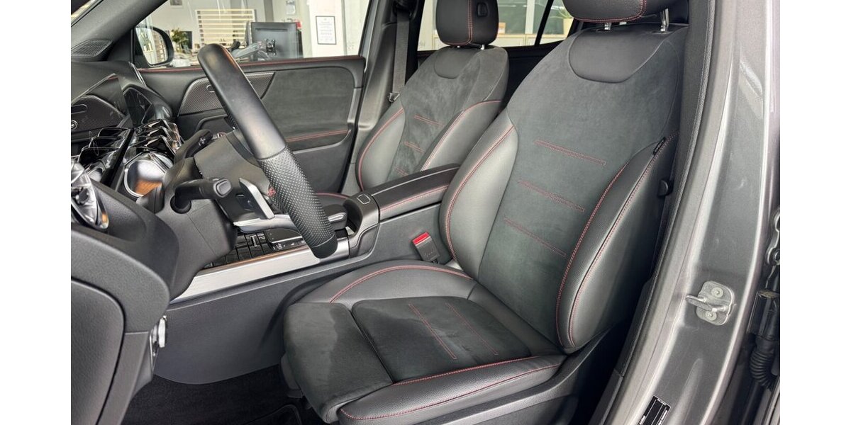 Mercedes-Benz GLB 200 4Matic AMG+Pano+Keyless GO+DISTRONIC AMG L 10.000 km 46.750 &euro; Westendorf 86707