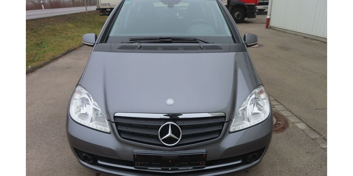 Mercedes-Benz A 160 149.495 km 4.300 &euro; Königsbrunn 86343