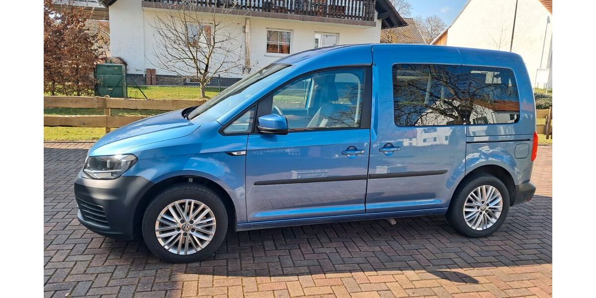 VW Caddy 117.500 km 22.500 &euro; Hollenbach 86568