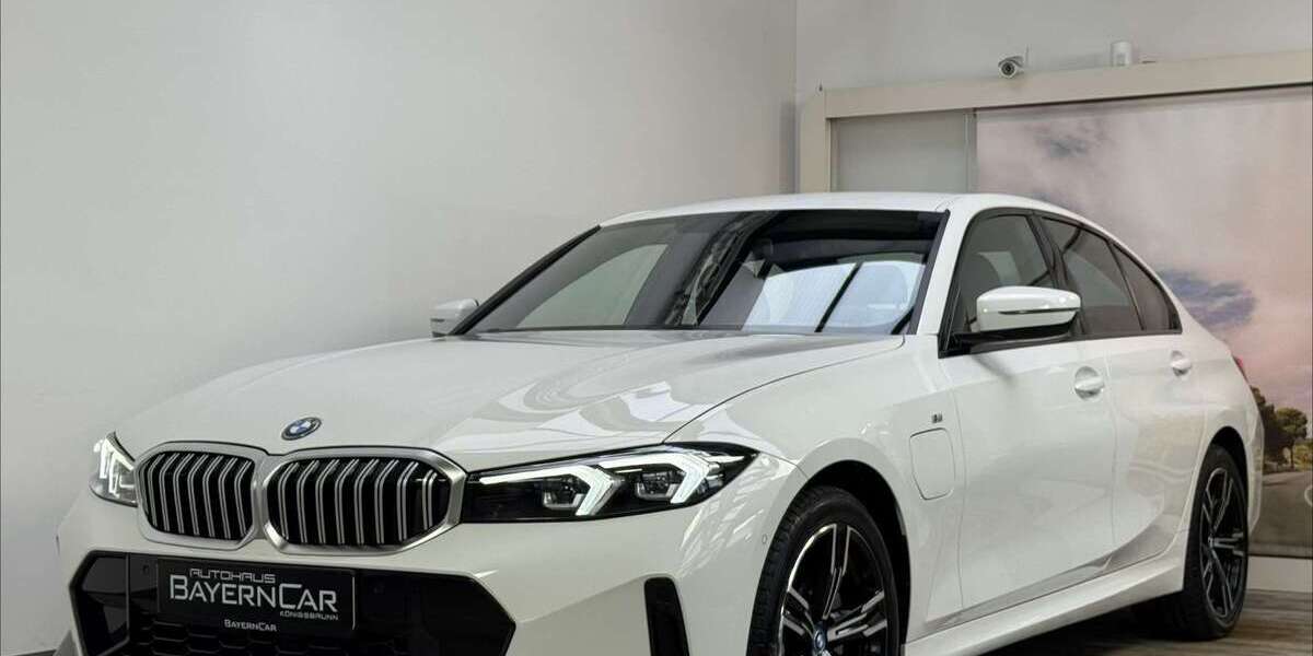 BMW 330 14.990 km 39.989 &euro; Königsbrunn 86343