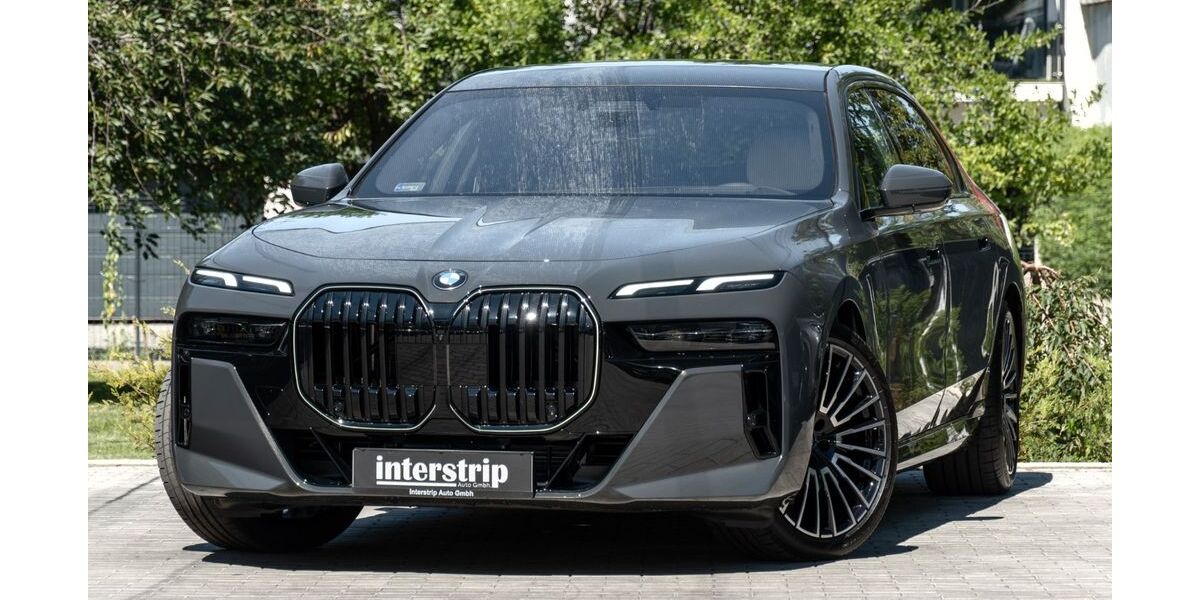 BMW 740 12.000 km 101.990 &euro; Langweid am Lech 86462