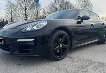 Porsche Panamera 178.000 km 28.400 &euro; Augsburg 86157
